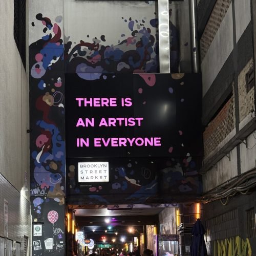 Beco do Brooklyn: A Arte Urbana Que Transformou o Centro de Balneário Camboriú