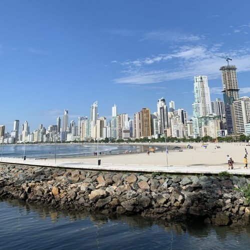 Balneário Camboriú: Como os “Blue Spaces Transformam a Saúde e o Bem-Estar